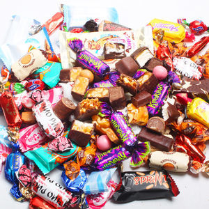 进口俄罗斯紫皮糖巧克力夹心奶糖 年货与喜糖的理想选择